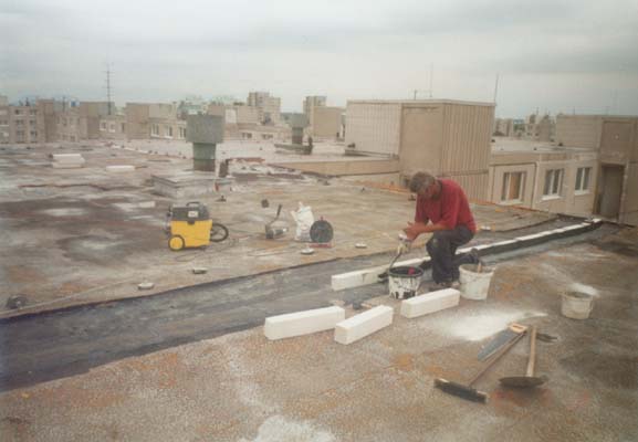 Pokl�dka prepojovacieho most�ka